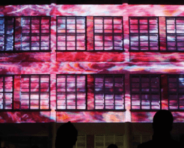 Platformu 14/15 Baťova institutu rozzáří velkolepá světelná show