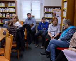 V českých zemích se korunou platí už přes sto třicet let  