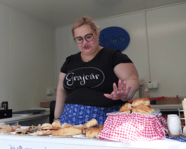 Centrum města provoněly hamburgery i tacos