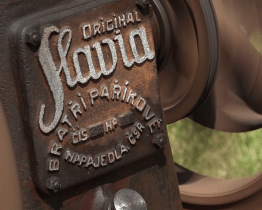 Na nádvoří Nového Kláštera se roztočily Slavia motory