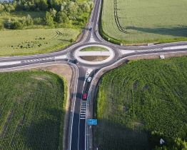 Okružní křižovatka u Pánova už slouží řidičům