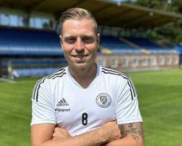 Ševci zpevňují defenzivu, posilují kraj hřiště. Domů se z Kypru vrací odchovanec Tomáš Čelůstka 