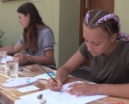 Děti malovaly kroje i Jízdu králů