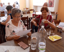 Klub důchodců se schází v Panském domě každé úterý odpoledne