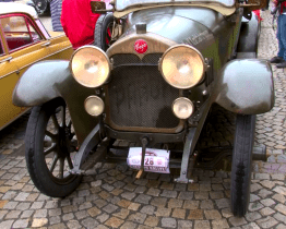 Beskyd rallye Turzovka historických vozidel zavítala na Vsetín