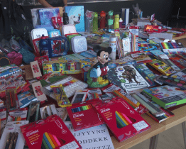 Zaměstnanci Zlínského kraje uspořádali sbírku školních potřeb