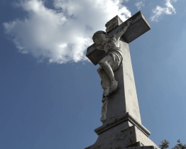 Maršovská mše vybírala peníze na opravu kříže