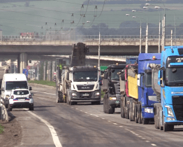Kvůli opravě silnice v Kvítkovicích se řidiči zdrží 