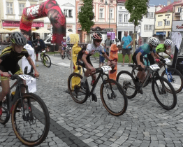 Cyklisté na horských kolech soutěžili o mistrovské tituly