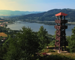 Den na hradisku uvedl premiéru filmu Skryté poklady minulosti