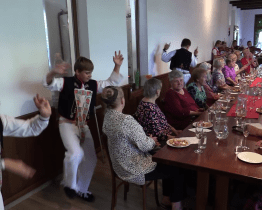 Na tradiční setkání jubilantů přišly desítky seniorů