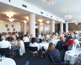 K Mezinárodnímu dni seniorů připravil kraj setkání