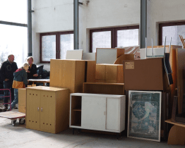 Nevyhazujte, ale pošlete dál! V Otrokovicích otevřeli nábytkovou banku