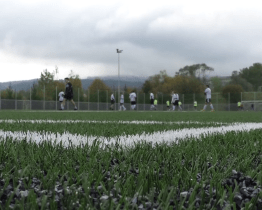 Hřiště s umělou trávou ve Valašském Meziříčí už slouží sportovcům