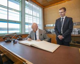 Zlín navštívil britský velvyslanec v České republice Matt Field