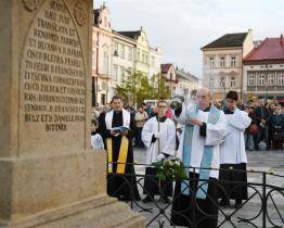 Mariánský sloup na valašskomeziříčském náměstí je jako nový