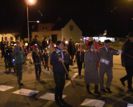 Válečné veterány si v Lužicích připomněli lampionovým průvodem