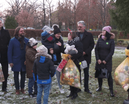 V Kroměřížské nemocnici uspořádali jarmark s rozsvícením vánočního stromu