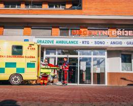 Štědrý den v Baťově nemocnici: 141 ošetřených pacientů, 3 narozené děti a 4 kosti v krku