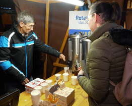 Charitativní svařák s Rotary zve na adventní koncert