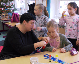 V ZŠ se konal Den otevřených dveří u příležitosti Vánočních dílniček