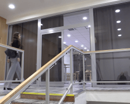 Rekonstrukce předsálí veselského kina je u konce