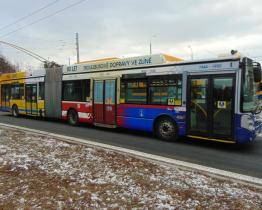 Trolejbusová doprava ve Zlíně slaví 80 let. Do ulic vyjede kloubový trolejbus se speciálním polepem