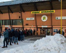 Vsetínští hokejisté budou hrát se Sokolovem „na dřeň“