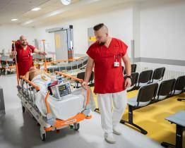 Urgentní příjem v Baťově nemocnici nadužívá až 20 procent lidí. Lékaři popisují, s jakými „problémy“ pacienti přicházejí