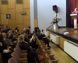 Konference se zabývala tématem Křehký pacient – křehký zdravotník