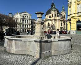 Kašna na Milíčově náměstí v Kroměříži je v havarijním stavu