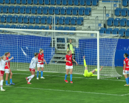 České fotbalové reprezentantky se představily v Uherském Hradišti