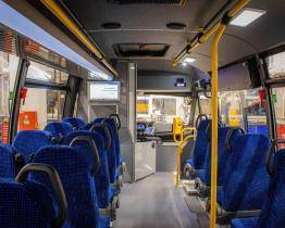 Cestující zapomněl v autobusu MHD peněženku s osobními doklady a 30 tisíci korunami