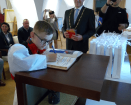 Jízda králů začala přijetím krále Patrika Libosvára a jeho družiny