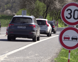 Na odbočce do Slušovic vzniká velkokapacitní okružní křižovatka 