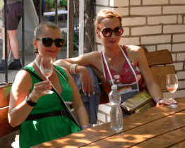 Otevřené sklepy Kyjovska tentokrát nabídly vzorky 26 vinařů