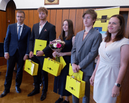 Kraj ocenil žáky za mimořádné úspěchy i záchranu života