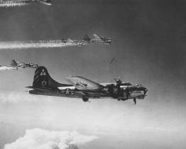 Brzy uplyne osmdesát let od vraždy dvou amerických letců v lese u Napajedel