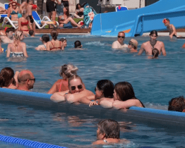 Návštěvnost brodského koupaliště míří díky počasí k absolutnímu rekordu