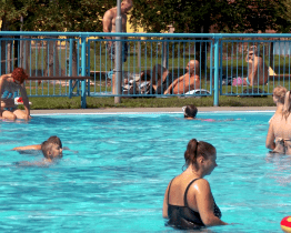 Letní koupaliště v Hulíně hlásí i letos rekordní návštěvnost