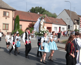 Bzenecká pouť přinesla duchovní zamyšlení, folklor i zábavu