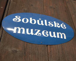 V Sobůlském muzeu koštovali vína na mlatevni