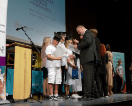 Žáci ZŠ UNESCO převzali jazykové certifikáty