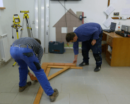 Zedníků je nedostatek, chybí firmám i školám