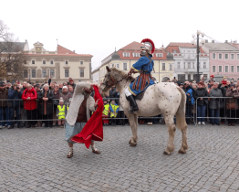 Žehnání svatomartinských vín přihlíželo plné náměstí