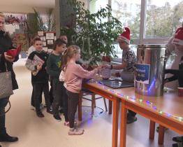 Vánoční atmosféra dorazila také na ZŠ Trávníky