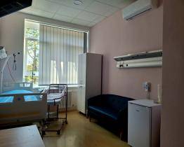 Část kroměřížské porodnice a dětského oddělení má za sebou důležitou rekonstrukci