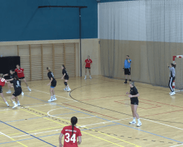 Start 1. ligy házenkářek obstaralo regionální derby, radovali se domácí