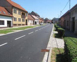 Silniční průtah Hlukem prošel rekonstrukcí za 17 milionů