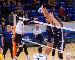 Volejbalisté Zlína si v extralize připsali první body. Beskydy porazili 3:1 na sety